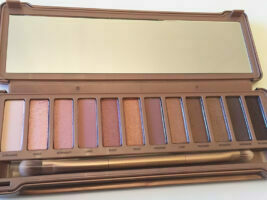 Alina Boitor urban decay naked3 palette review Professional Make-Up Artist in Bucuresti