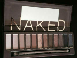 Alina Boitor urban decay naked 1 palette review Professional Make-Up Artist in Bucuresti